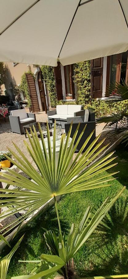 Residenza La Dimora Imperfetta Hotel Salionze Bagian luar foto