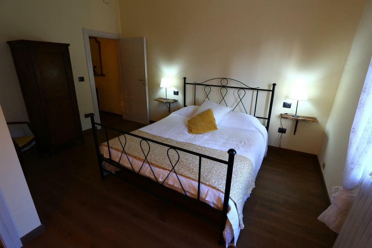 Residenza La Dimora Imperfetta Hotel Salionze Bagian luar foto